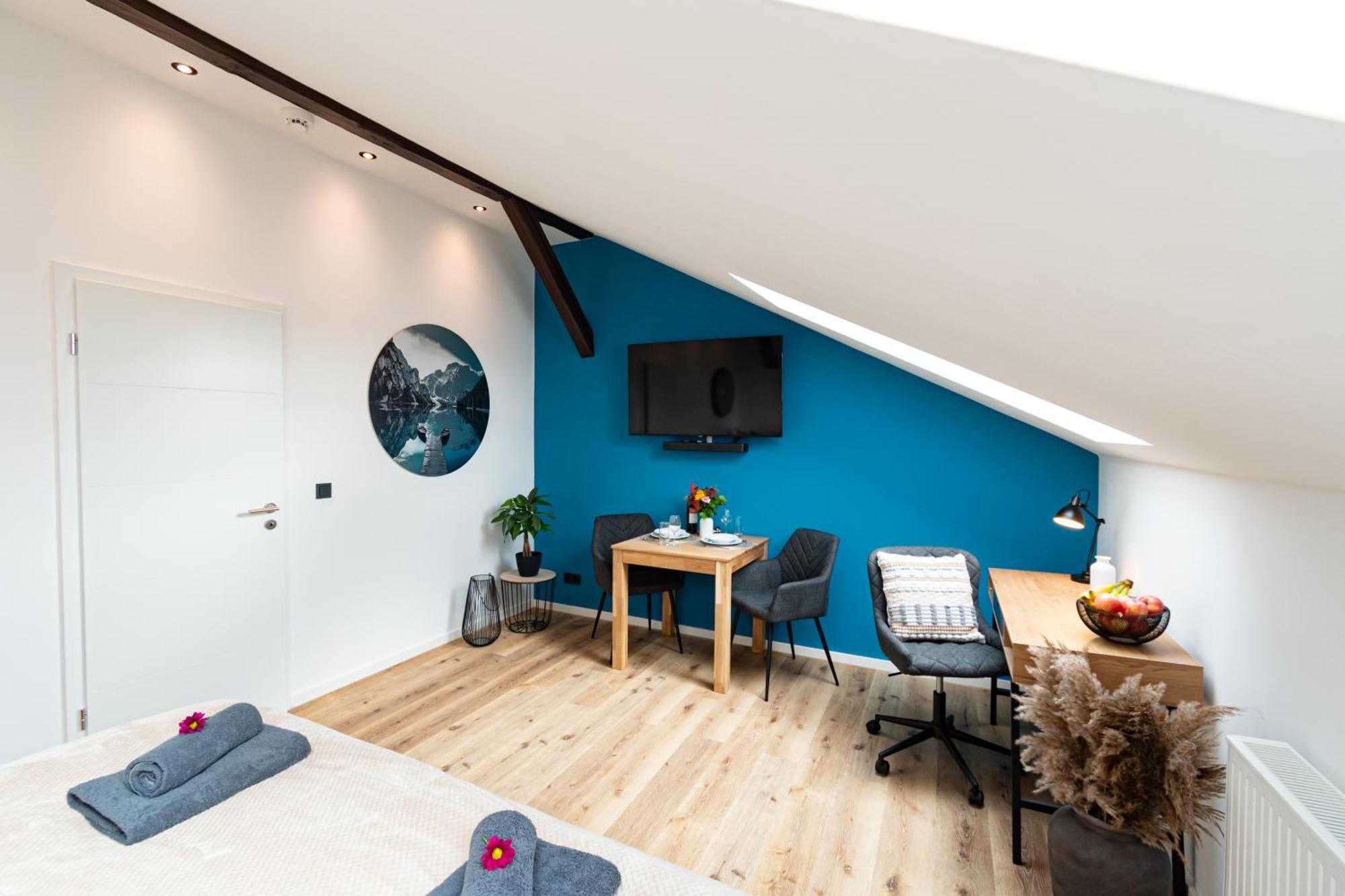 Sweethome - Zentral - Kueche & Parkplatz, Wifi Halle  Buitenkant foto